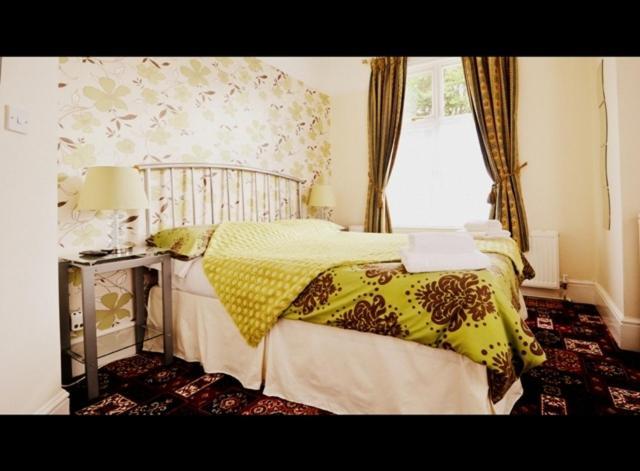 Lyndricks House Hotel Ascot  Bilik gambar